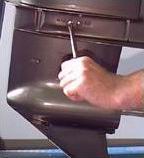 Меняем масло в редукторе мотора Tohatsu